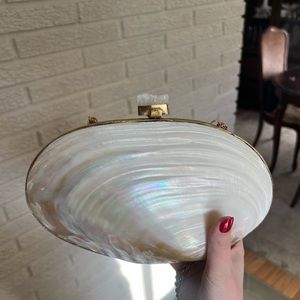 Clam Shell Purse